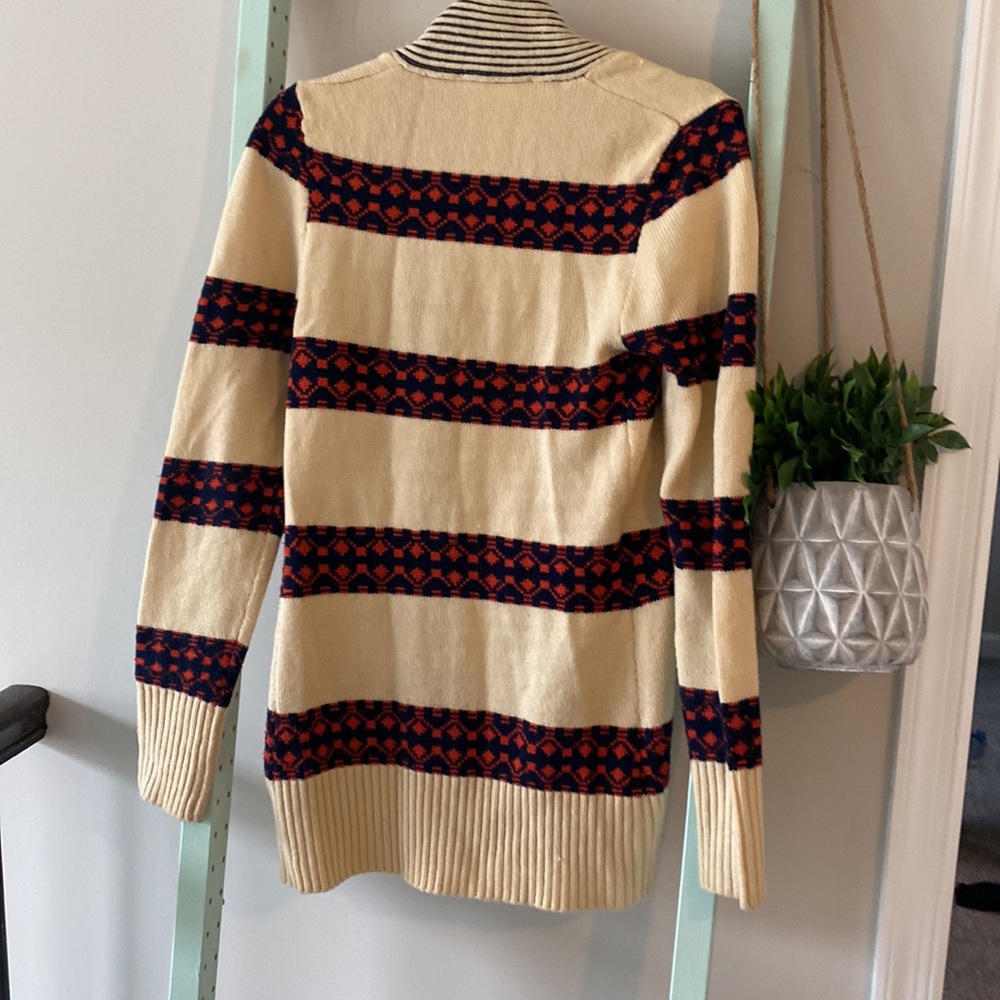 Francesca’s Collection Sweater Cardigan - Picture 6 of 9